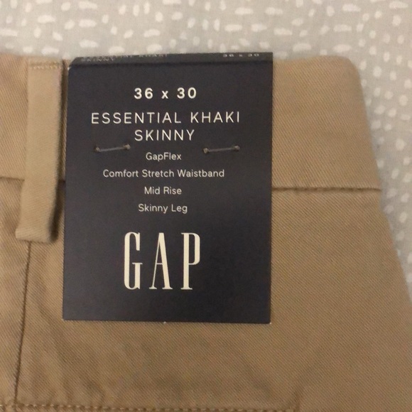 NWT GAP ESSENTIAL KHAKI SKINNY,comfort stretch waistaband,mid rise,skinny leg - Picture 9 of 10